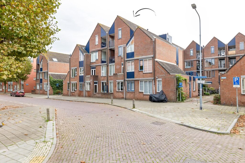 Van Dishoeckstraat 106